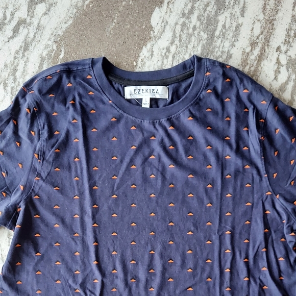 Ezekiel Men's T-Shirt New Size Large - Picture 1 of 3